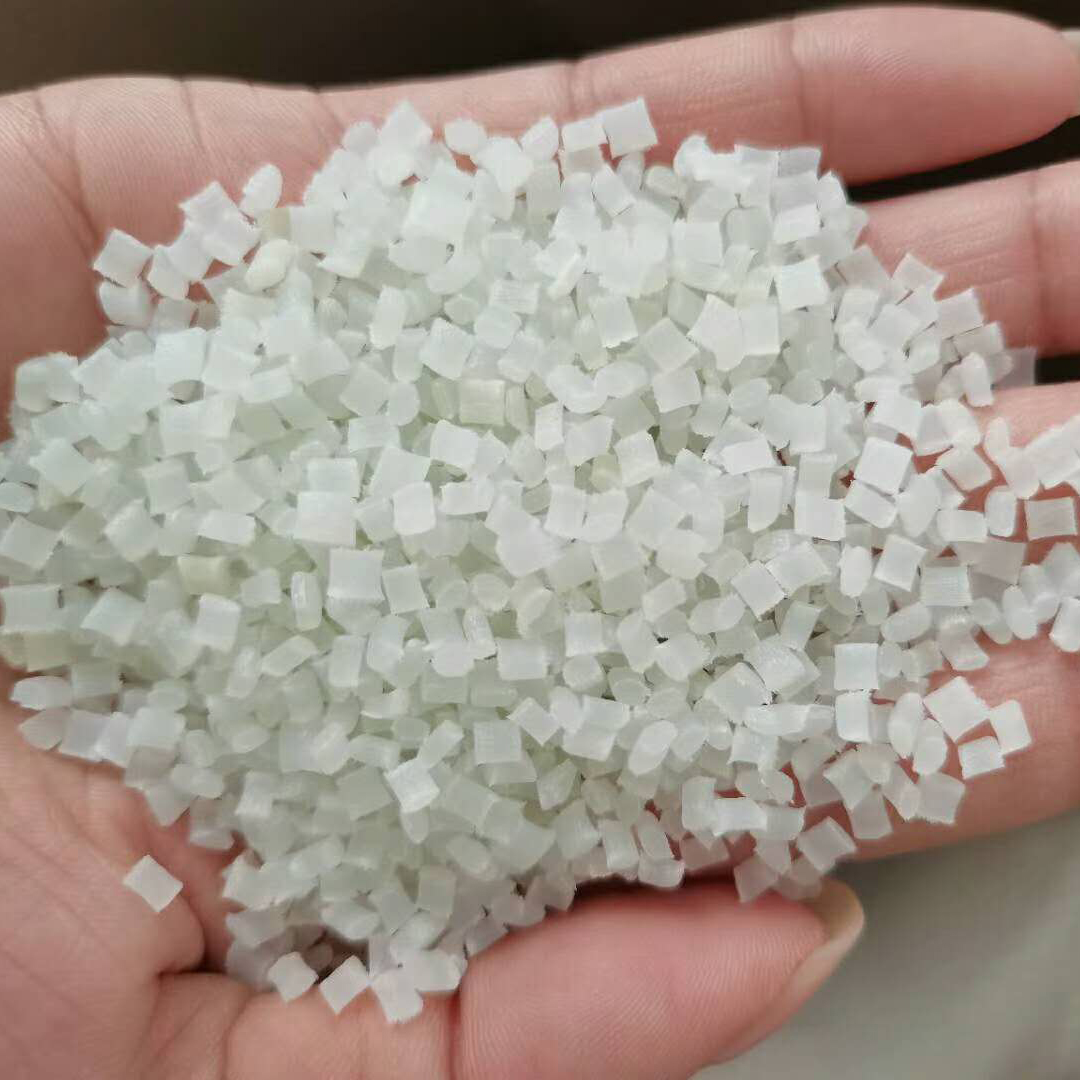 聚酰胺尼龍原料在在發動機周邊的具體應用